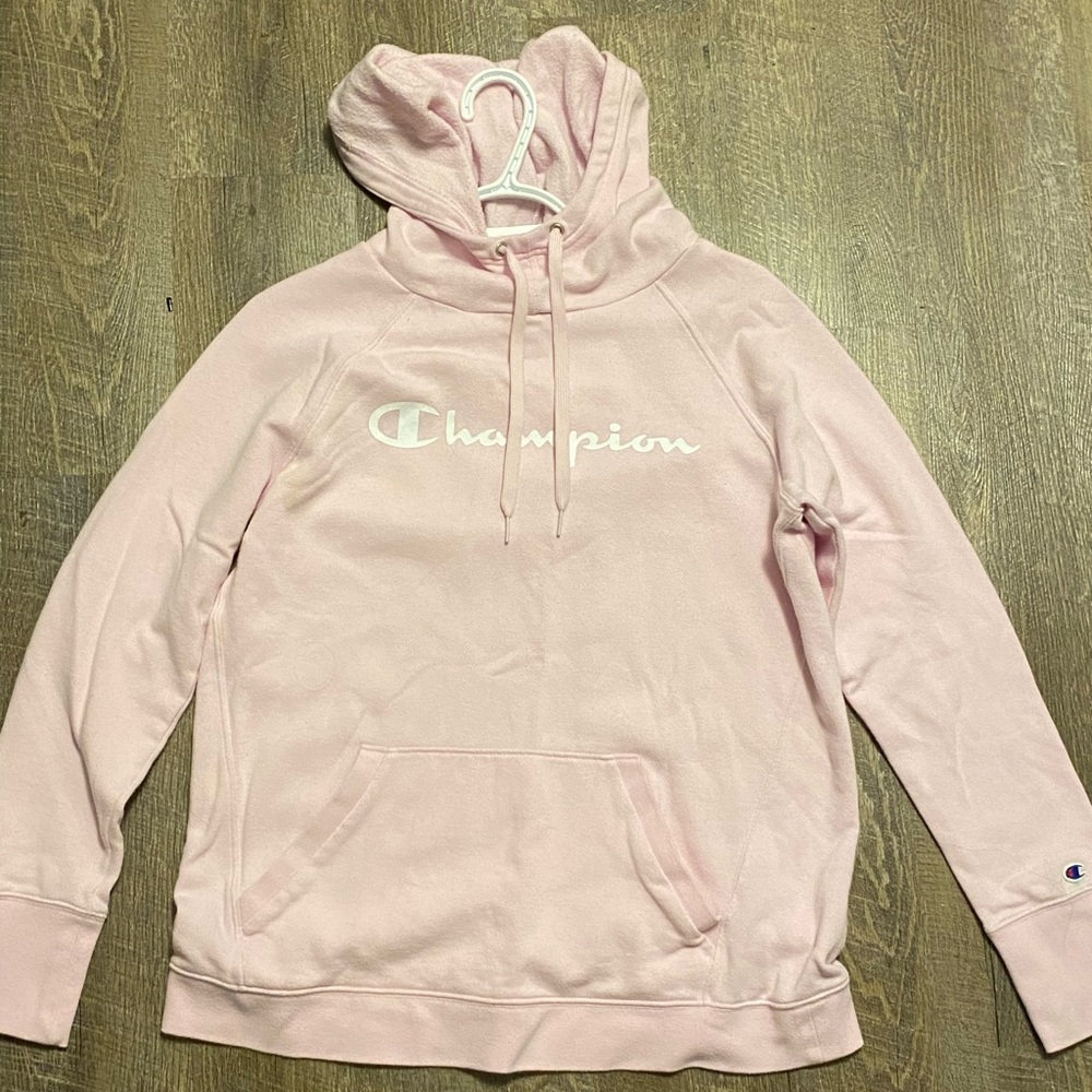 Champion hoodie size M